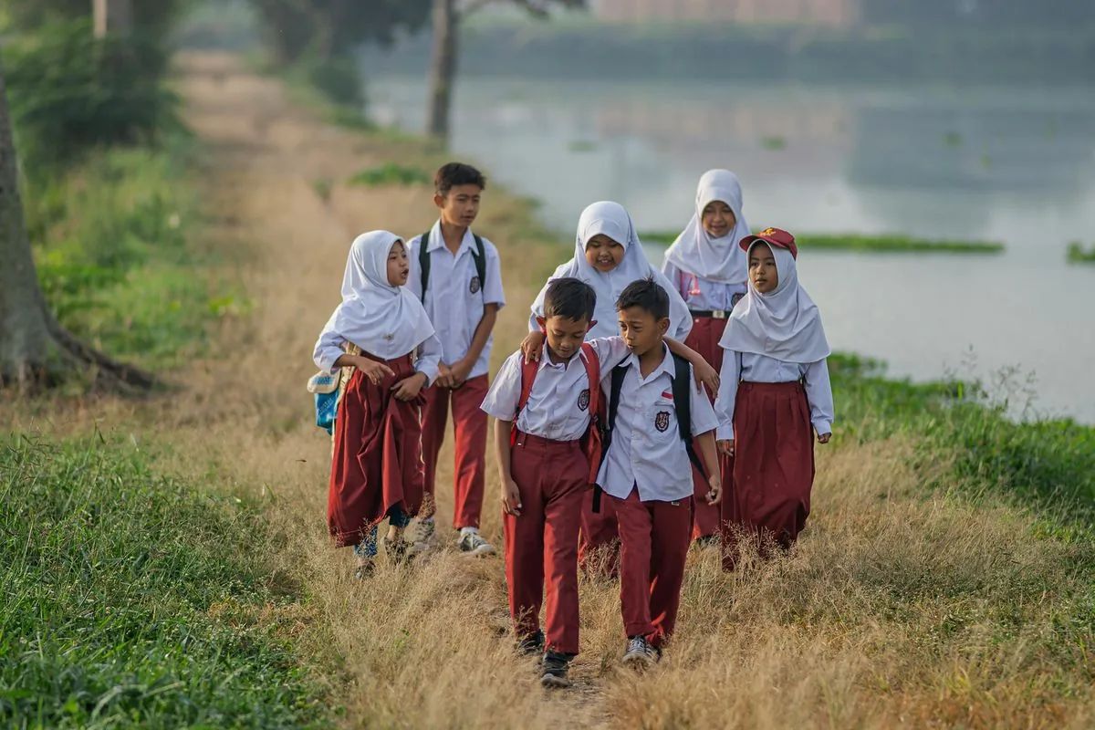 Anak sekolah Indonesia